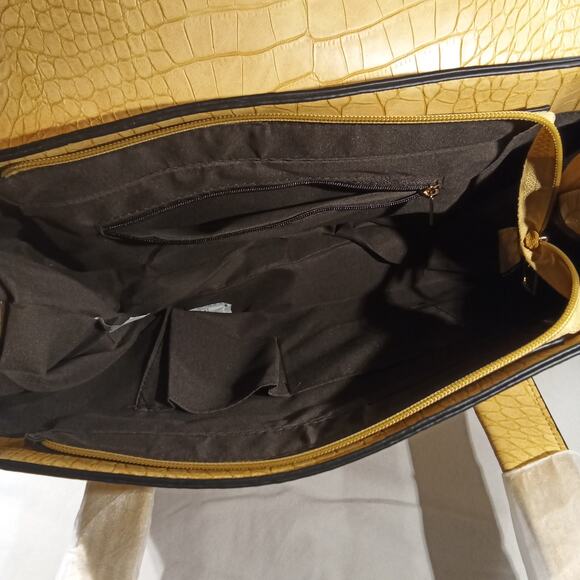 Women’s Boutique Croc-Embossed Handbag – Yellow – NWOT - Picture 8 of 9